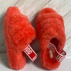 NEW UGG Fluff yeah fuzzy slippers 5 36